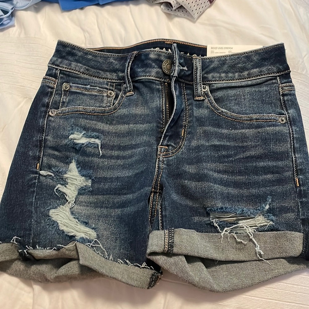 american eagle jean shorts size 2